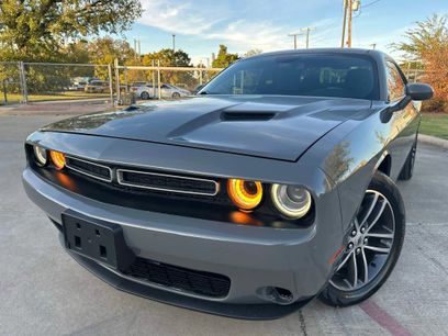 Used 2019 Dodge Challenger SXT