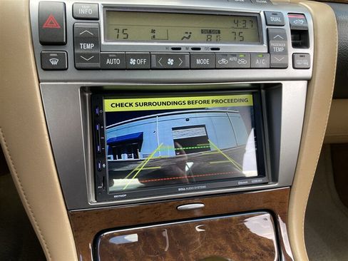 Used 2009 Lexus SC 430 Convertible RWD image 25