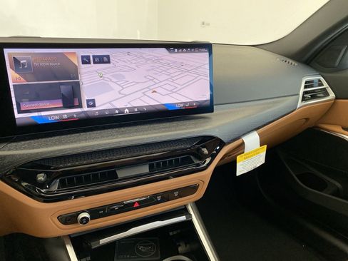 Used 2025 BMW 330i xDrive Sedan w/ Convenience Package image 26