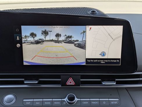 Used 2024 Hyundai Elantra SEL w/ Convenience Package image 13