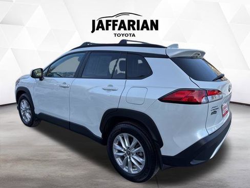 Certified 2023 Toyota Corolla Cross LE image 8