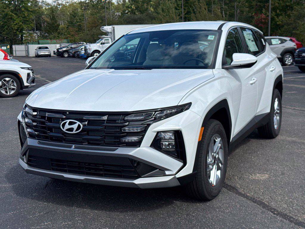 New 2026 Hyundai Tucson SE AWD/4WD image 1