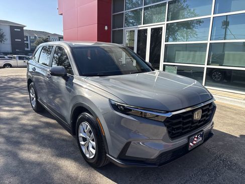 Used 2025 Honda CR-V LX image 22