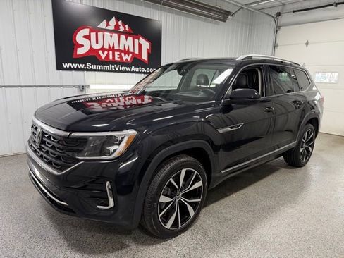 Used 2024 Volkswagen Atlas SEL Premium R-Line image 1