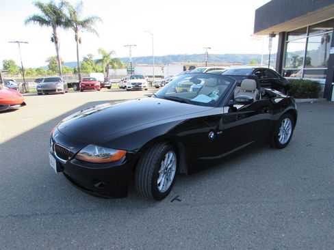 Used 2003 BMW Z4 2.5i RWD image 2