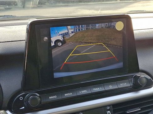 Used 2023 Kia Forte LXS w/ LXS Technology Package image 18