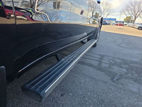 Used 2021 Chevrolet Silverado 1500 High Country w/ Technology Package image 19