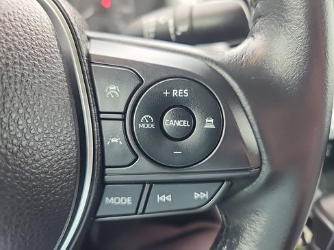Used 2023 Toyota Corolla SE FWD image 18