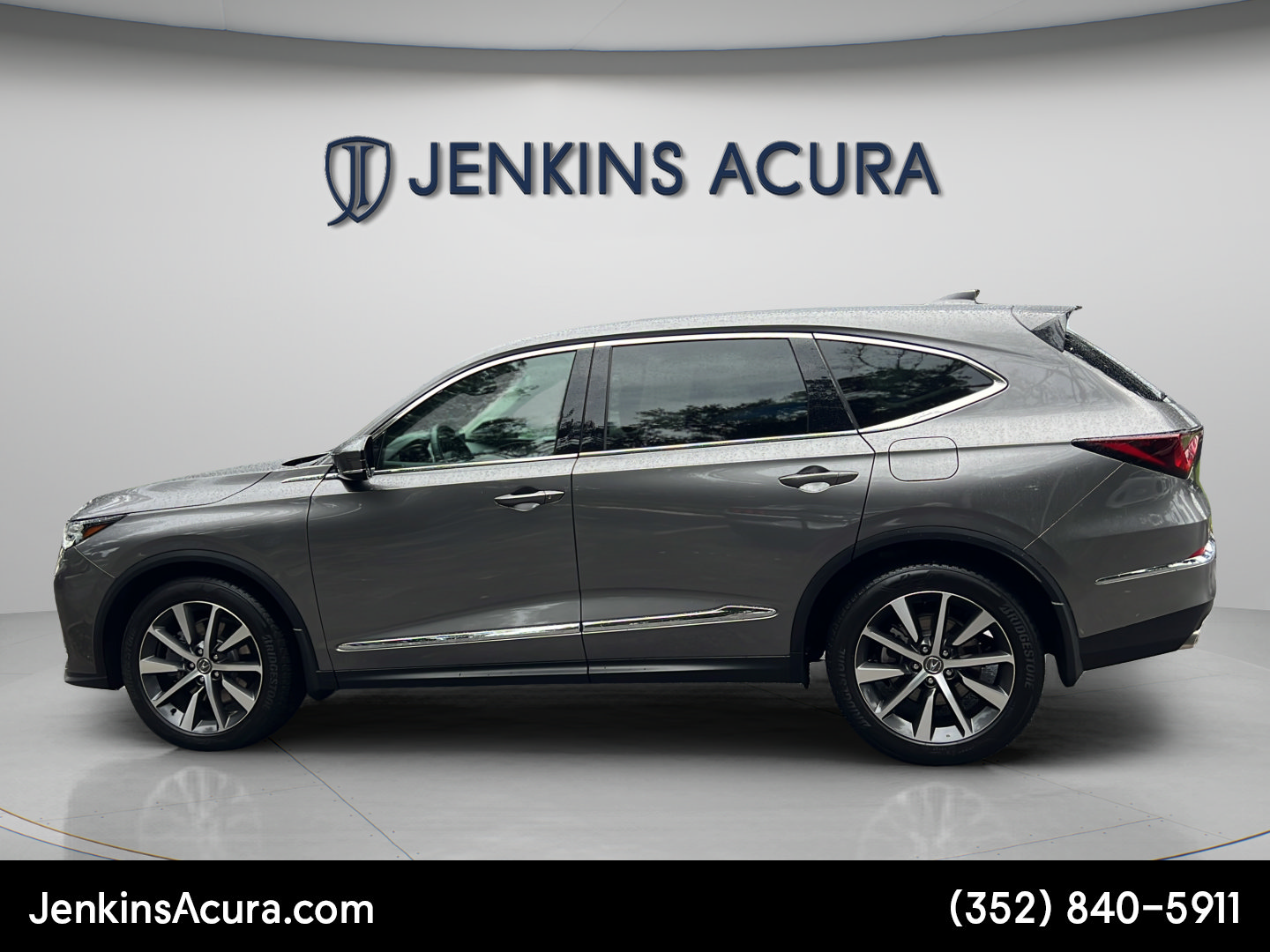 Used 2025 Acura MDX w/ Technology Package AWD/4WD image 6