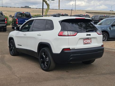 Used 2020 Jeep Cherokee Latitude Plus image 8