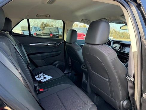 Used 2022 Buick Envision Preferred image 10