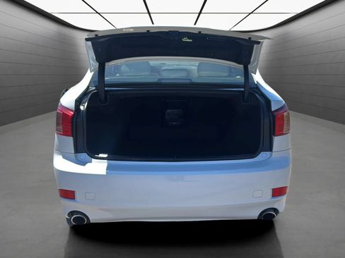 Used 2011 Lexus IS 250 w/ Premium Pkg Value Edition RWD image 9