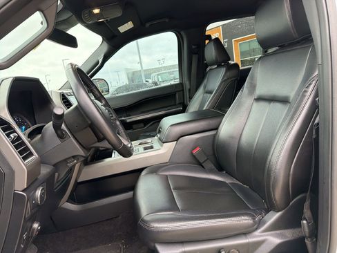 Used 2021 Ford Expedition XLT RWD image 10