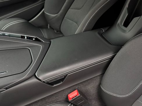 Used 2025 Chevrolet Corvette Z06 image 15