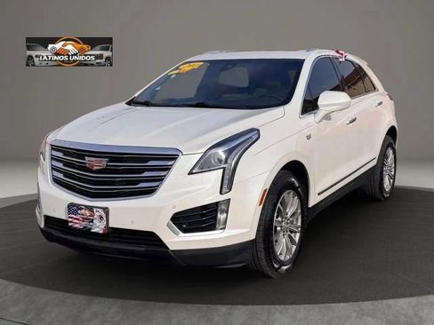 Used 2018 Cadillac XT5 Luxury w/ Driver Awareness Package FWD image 3