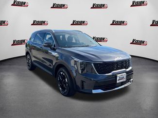 New 2025 Kia Sorento S video 3