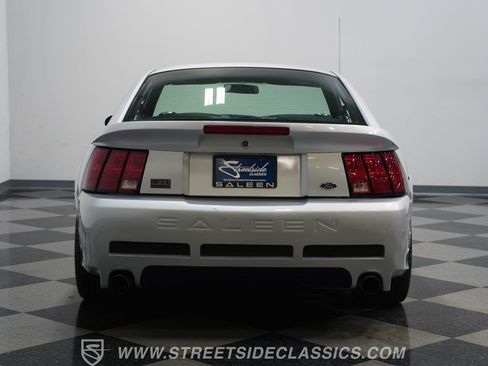 Used 2001 Ford Mustang GT RWD image 11