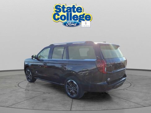 Used 2025 Ford Expedition King Ranch image 4