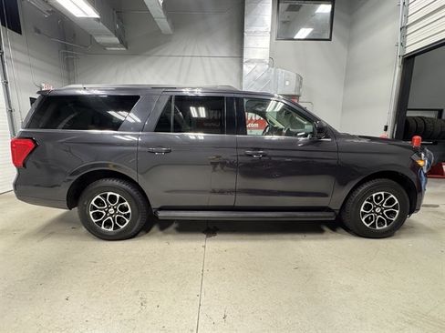 Used 2024 Ford Expedition Max XLT AWD/4WD image 7