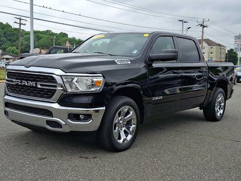 Used 2022 RAM 1500 Big Horn AWD/4WD image 3