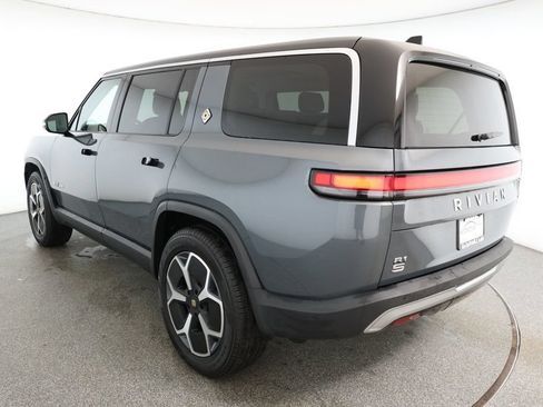Used 2024 Rivian R1S Adventure AWD/4WD image 6