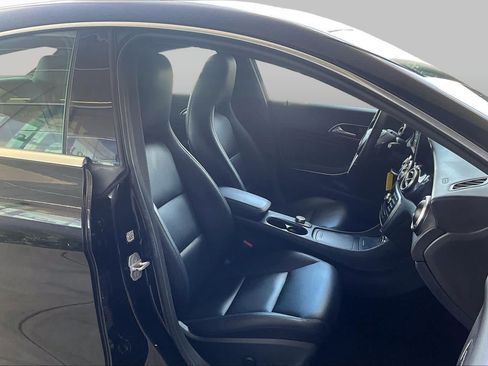 Used 2014 Mercedes-Benz CLA 250 image 8