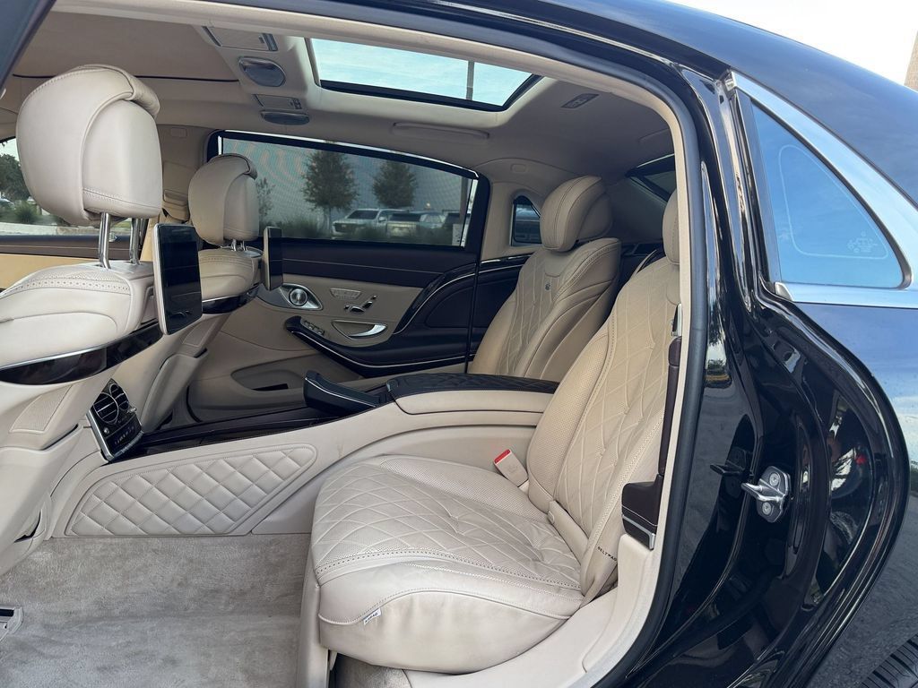Used 2019 Mercedes-Benz Maybach S 560 4MATIC image 11