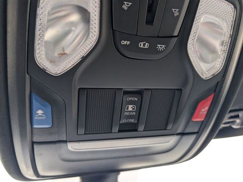 Used 2023 RAM 1500 Big Horn w/ Trailer Tow Group image 18