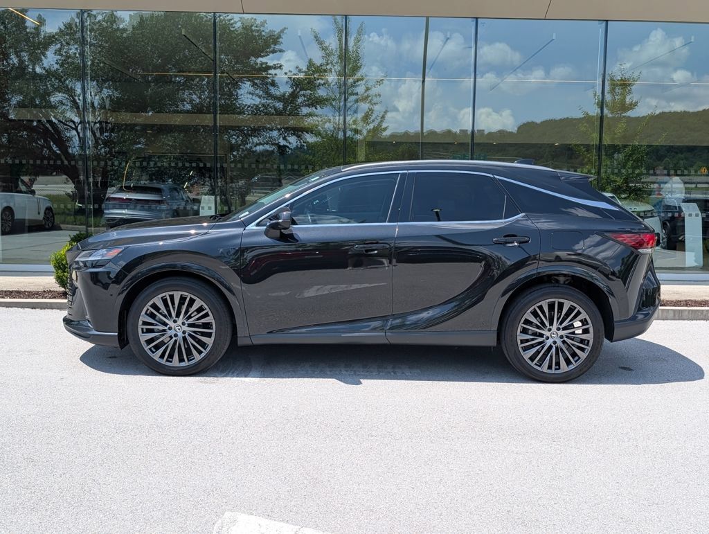 Used 2024 Lexus RX 350 AWD w/ Convenience Package image 2
