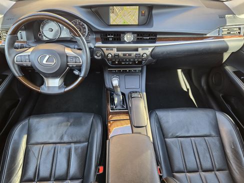 Used 2017 Lexus ES 350 image 37