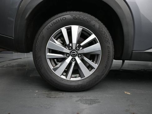 Used 2023 Nissan Pathfinder SL image 10