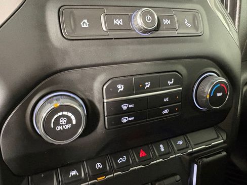 Used 2022 Chevrolet Silverado 1500 Custom RWD image 34