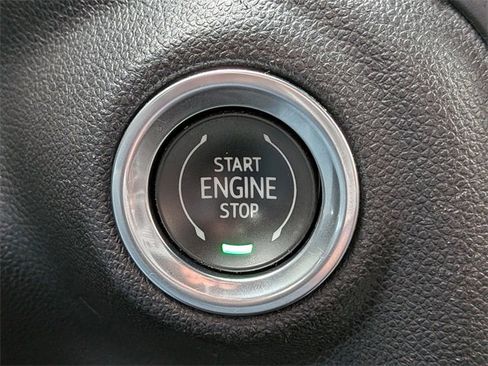 Used 2021 GMC Sierra 1500 AT4 w/ AT4 Value Package image 29