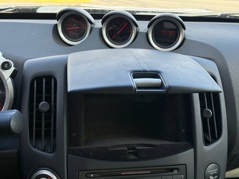 Used 2010 Nissan 370Z Coupe w/ Sport Pkg RWD image 13