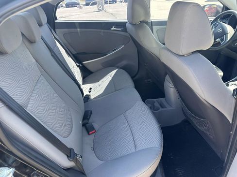 Used 2014 Hyundai Accent GLS w/ Option Group 2 FWD image 7