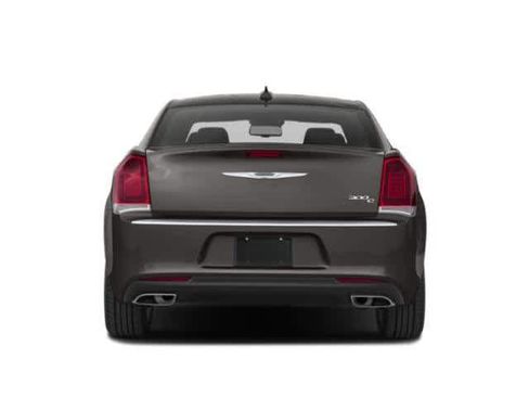Used 2018 Chrysler 300 C w/ Sun, Sound & Nav Package image 8