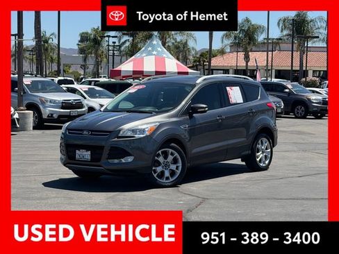 Used 2015 Ford Escape Titanium FWD image 1