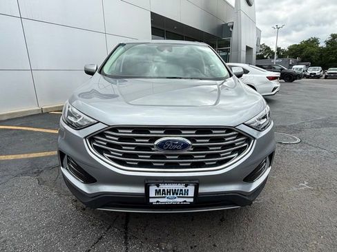 Used 2022 Ford Edge SEL image 11