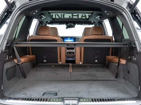 New 2026 Mercedes-Benz GLS 580 4MATIC image 10
