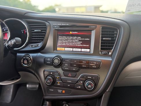 Used 2013 Kia Optima EX w/ Premium Pkg FWD image 15