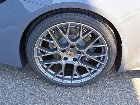 Used 2026 Porsche 911 Carrera image 13