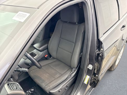 Used 2018 Jeep Grand Cherokee Laredo image 11