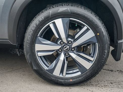 Used 2022 Nissan Rogue SL image 10