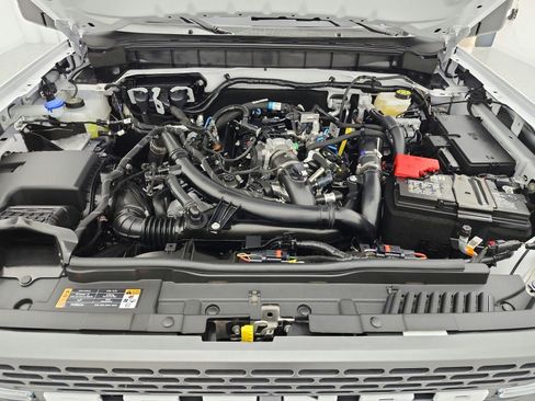 Used 2025 Ford Bronco Badlands image 22