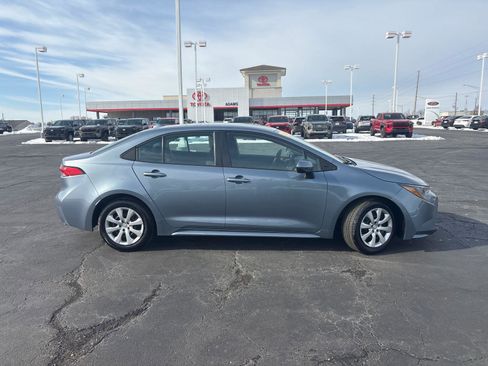 Used 2023 Toyota Corolla LE image 10