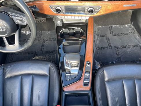 Used 2022 Audi A5 2.0T Premium image 11