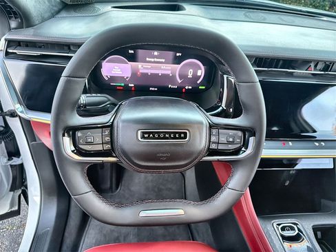 Used 2024 Jeep Wagoneer Launch Edition image 11