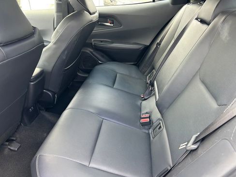 Used 2025 Toyota Prius XLE image 15