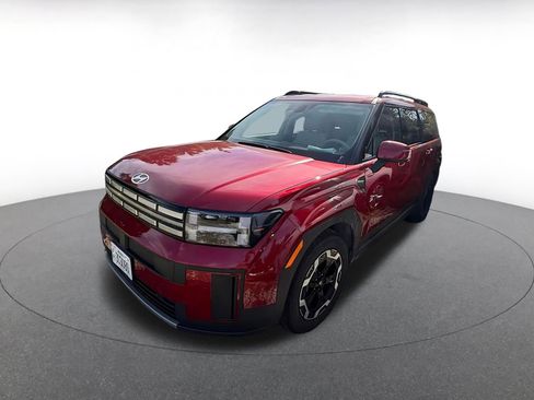 Used 2025 Hyundai Santa Fe SEL image 3