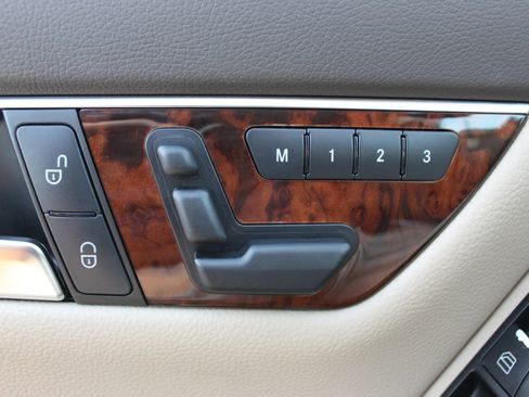 Used 2012 Mercedes-Benz C 300 4MATIC Sedan image 12